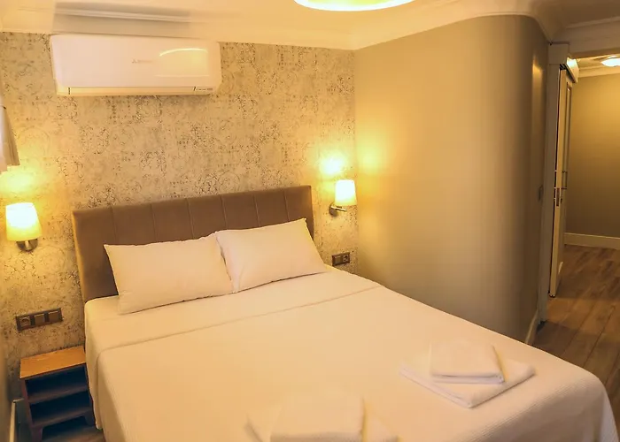 Rumeli 博兹贾阿达岛